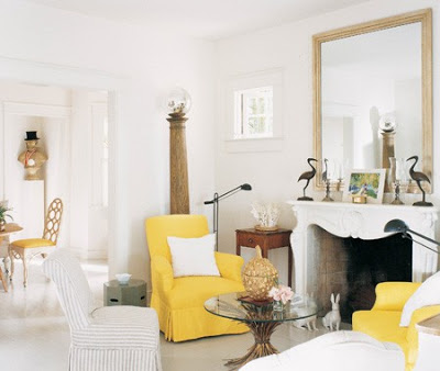 Albert Hadley introduced measured doses of jonquil yellow to the living room of his cottage in Naples, Florida. House Beautiful. Photo by Fernando Benoechea.