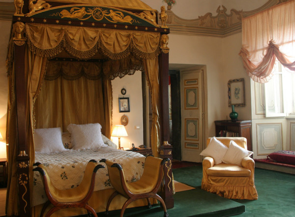 Today the Empire Bedroom remains virtually unchanged, down to the green carpet. Photo courtesy of CT Travel.