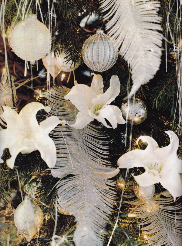 Christmas Tree-Miles Redd-HG Dec 2003