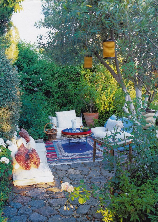 John Stefanidis created am exotic and intimate area for lounging and refreshments on a terrace of his Patmos retreat. Photo for House & Garden by Alexandre Bailhache.
